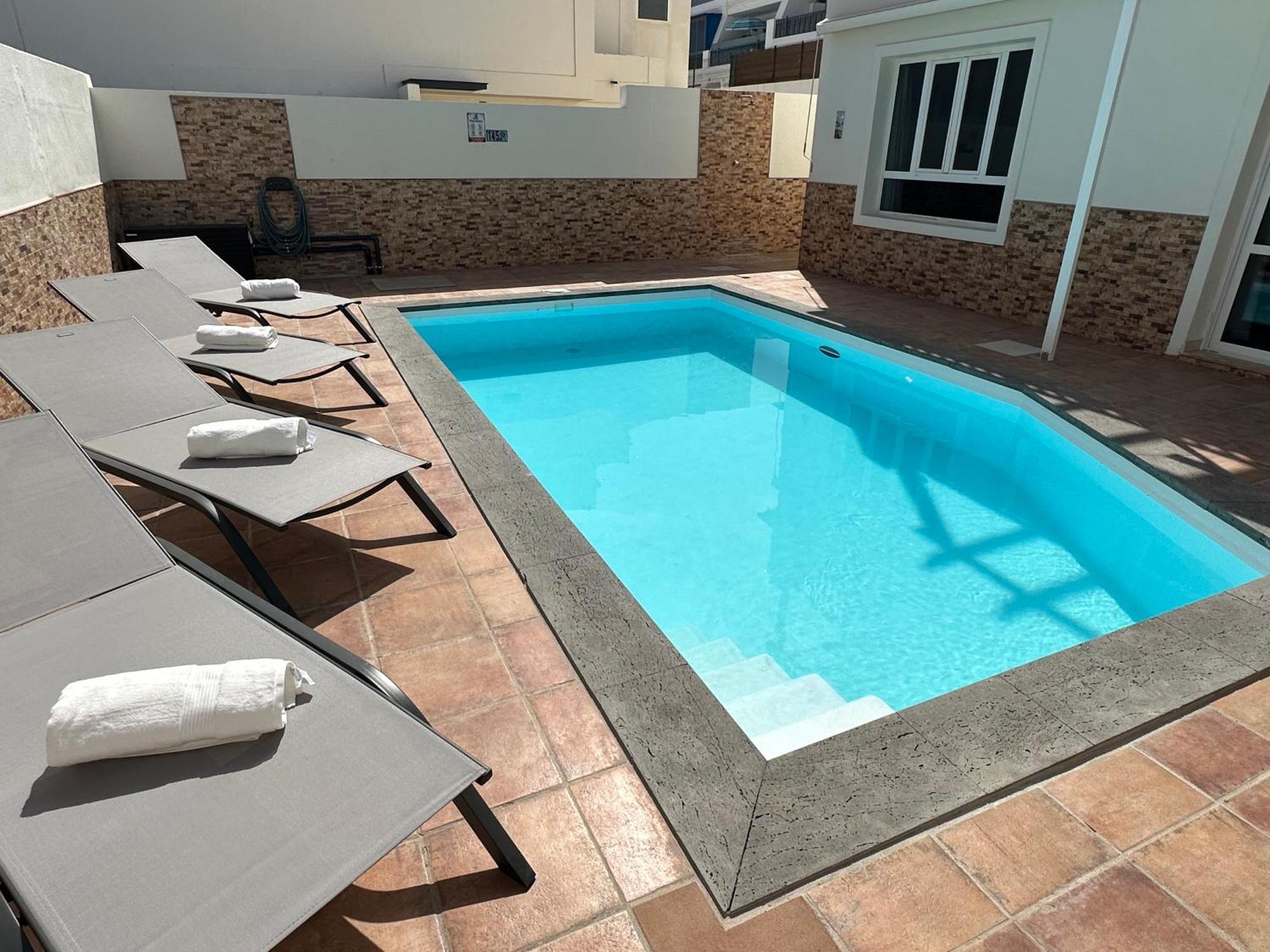 קוסטה טגוויסה Villa Crotos מראה חיצוני תמונה